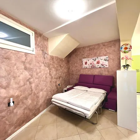 Limone Downtown Apartament *